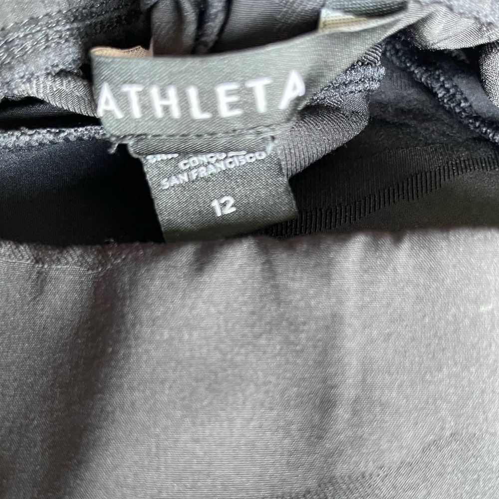 Athleta Brooklyn Lined Camo Jogger Pants size 12 EUC - Picture 4 of 4